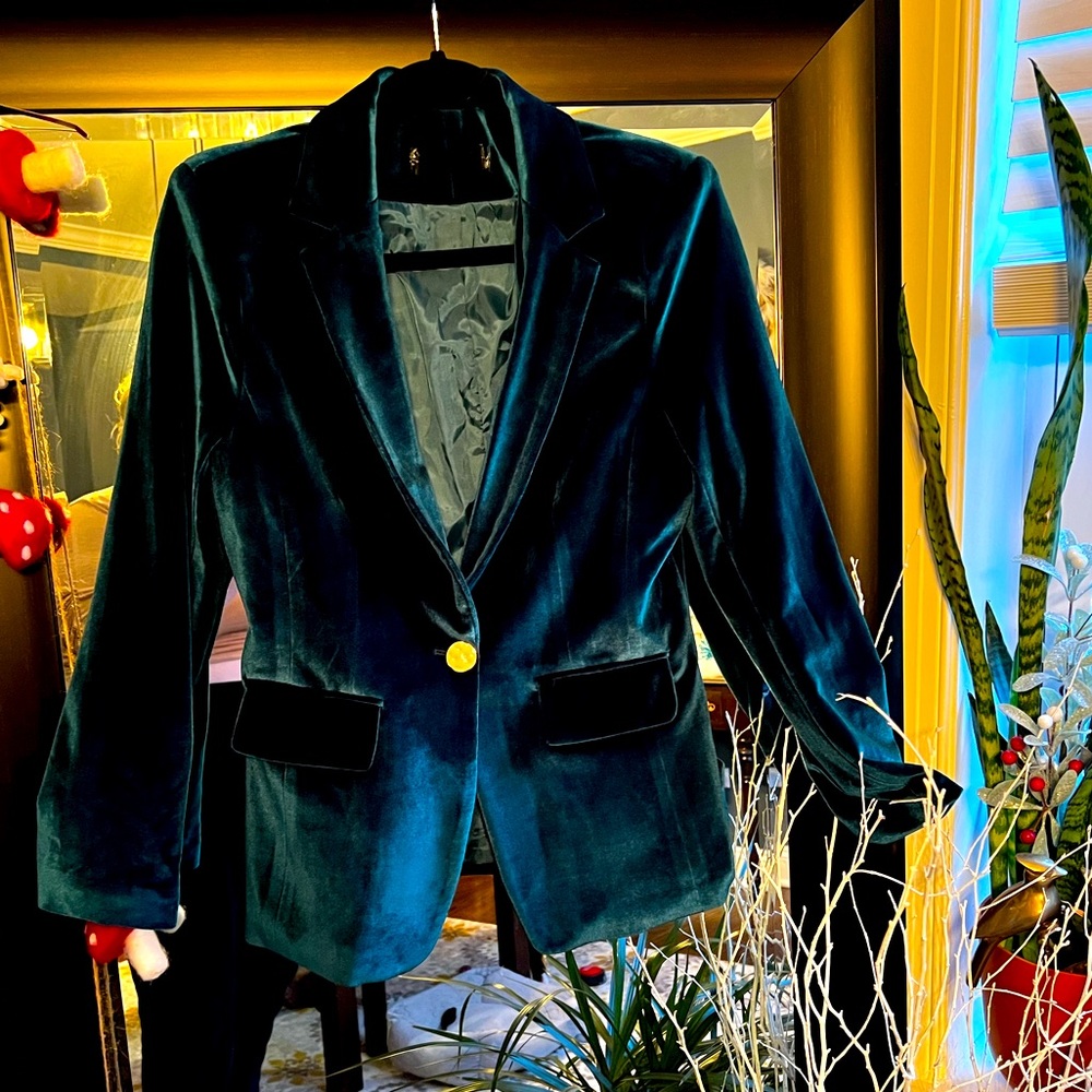 Green velvet holiday blazer